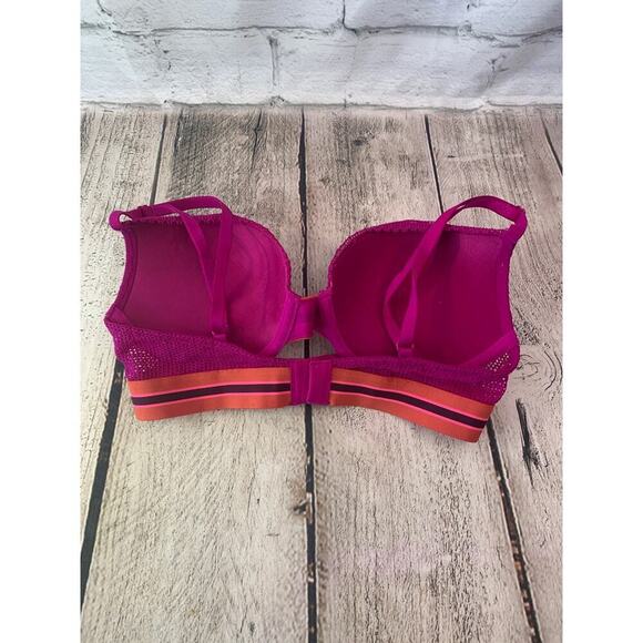 VICTORIA’S SECRET Women’s Very Sexy Push Up Bra / Size: 32C - Picture 4 of 7